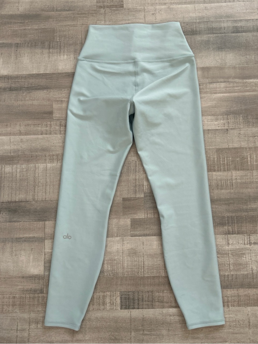 ALO Yoga High-Waist  Leggings in Light Blue